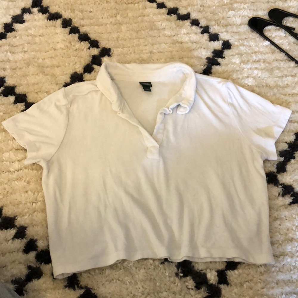 White crop top